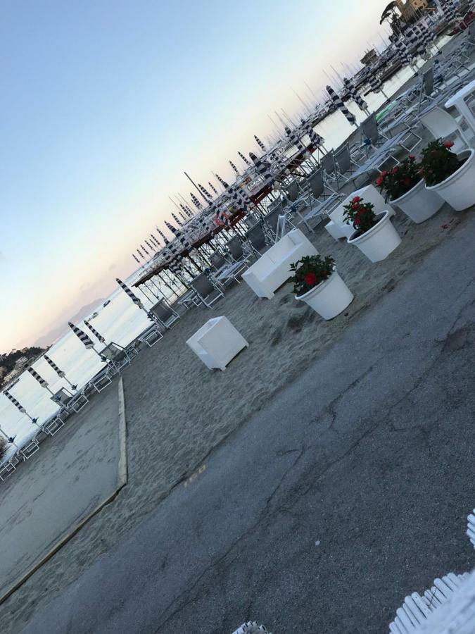 Polly Apartment Rapallo Exterior photo